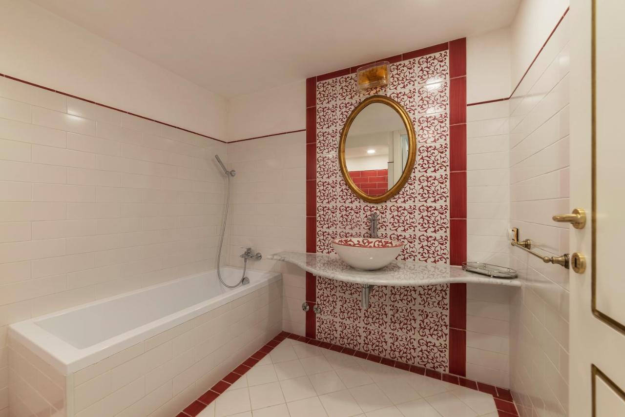 Palazzo Altieri Elegant Apartment Róma Kültér fotó