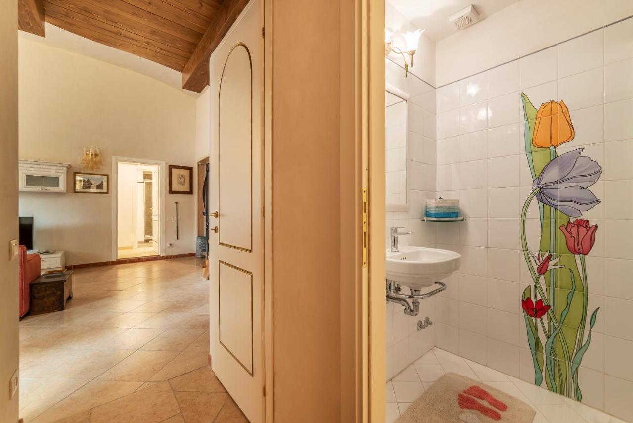Palazzo Altieri Elegant Apartment Róma Kültér fotó